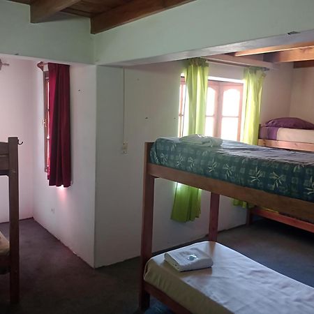 La Casa De Emma Hostel Esquel Ngoại thất bức ảnh