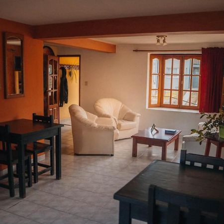 La Casa De Emma Hostel Esquel Ngoại thất bức ảnh