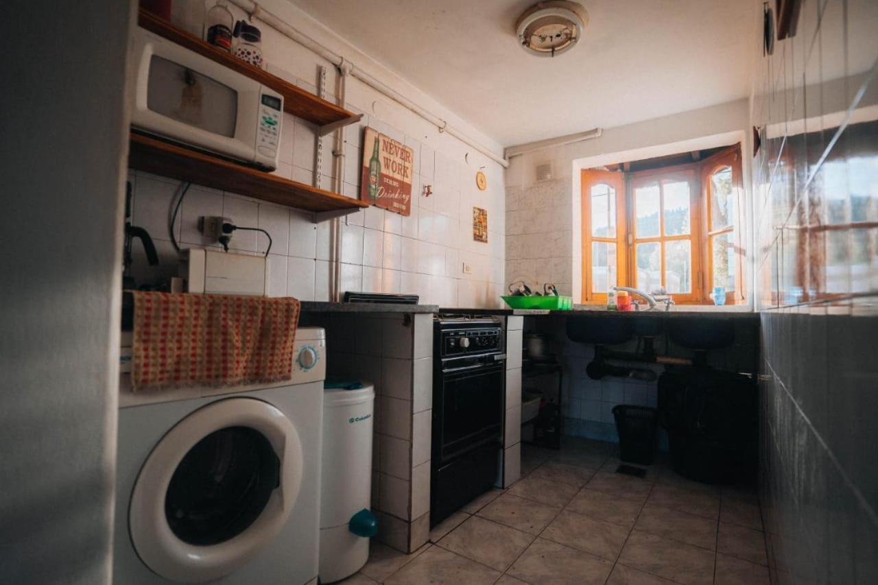 La Casa De Emma Hostel Esquel Ngoại thất bức ảnh