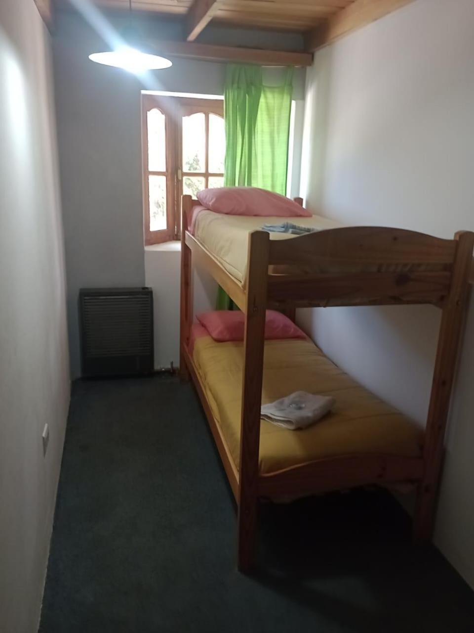 La Casa De Emma Hostel Esquel Ngoại thất bức ảnh
